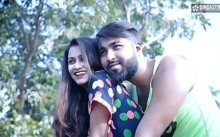 Pati ke chhote bhai apne hi nai nawalee bhabhi ko impress karke chodne ka maja luta jab ghar pe bhaiya nahi tha