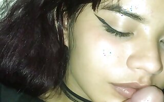 Playing with my stepsister until she gives me some delicious blowjobs - Porn in Spanish